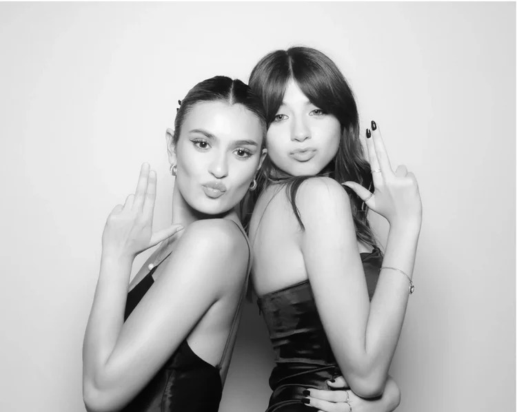 Glam Photo Booth